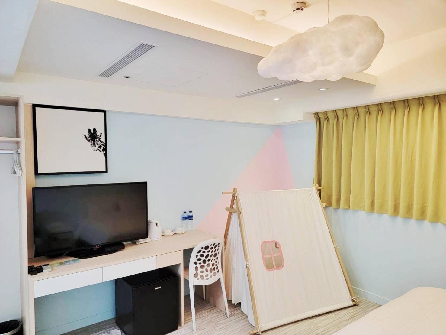 Colors Infinity Inn Taipeh Zimmer foto
